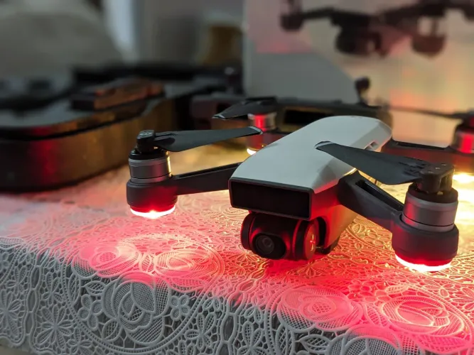 Drone Dji Spark Muito Novo Fly More 