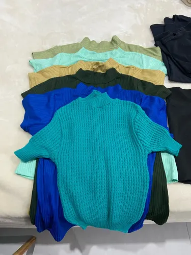 Doação de roupas femininas P/36 - Carianos
