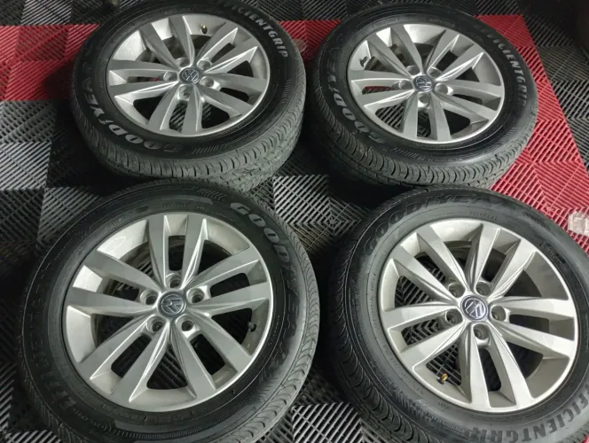 Rodas Aro 15 Originais Fox IMPECÁVEIS+ Pneus Novos Goodyear 195 6015
