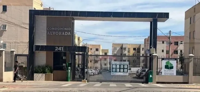 Apartamento à venda no Paranoá Park - Condomínio Fechado - R$ 160 mil