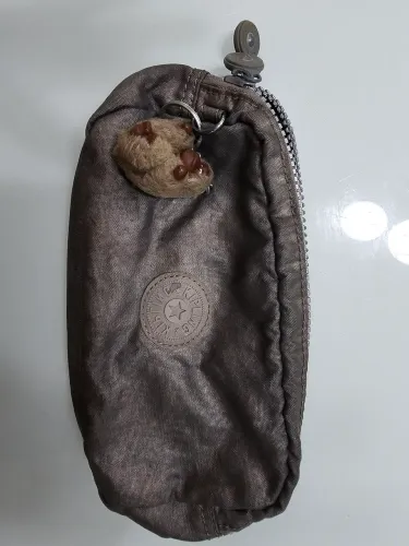 Estojo kipling com bolsos