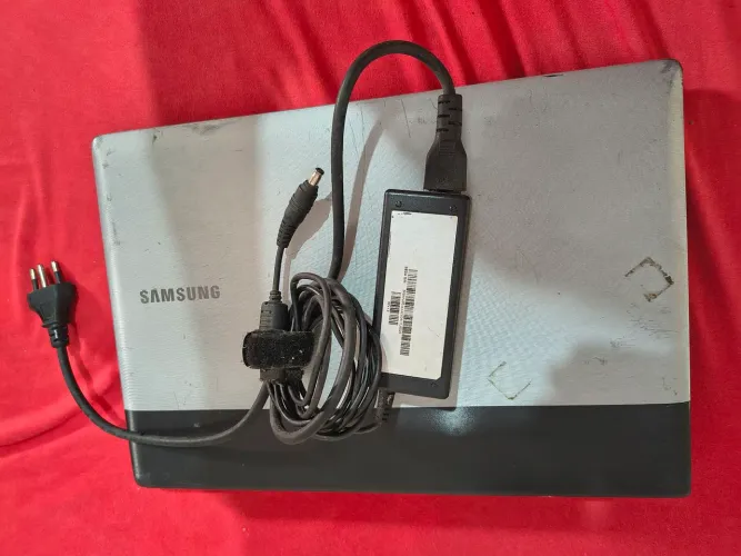 Notebook Samsung Rv411 i3