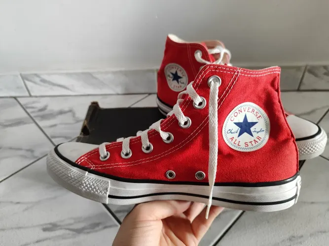 All Star vermelho cano alto N° 36 - Converse Chuck Taylor Original 