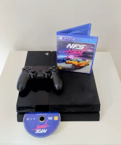 PS4 FAT + Jogo físico 