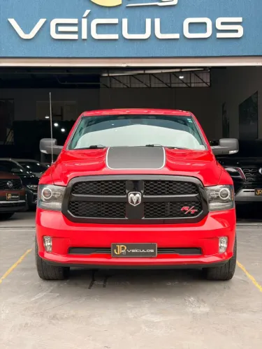 Ram Classic R/T 5.7 CD V8 4X4 Aut. 2023
