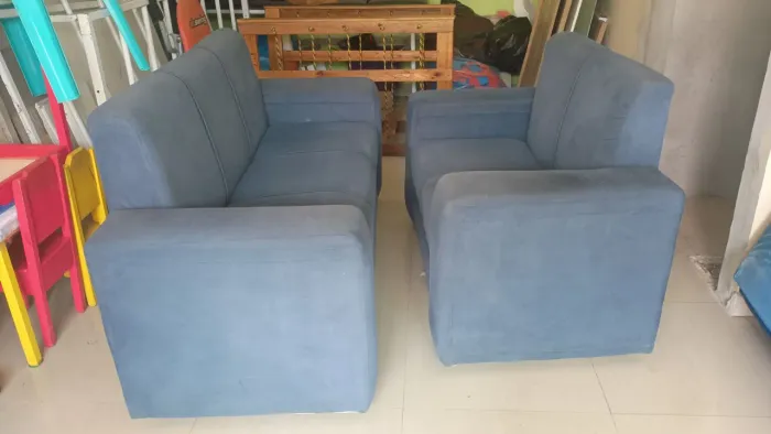 Jogo de Sofá e longarinas de Cadeiras