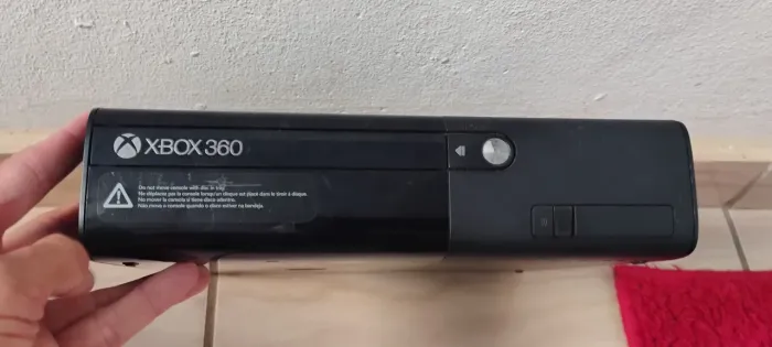 Xbox 360 Super Slim