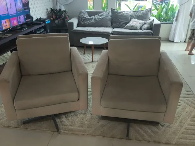 Duas Poltronas 