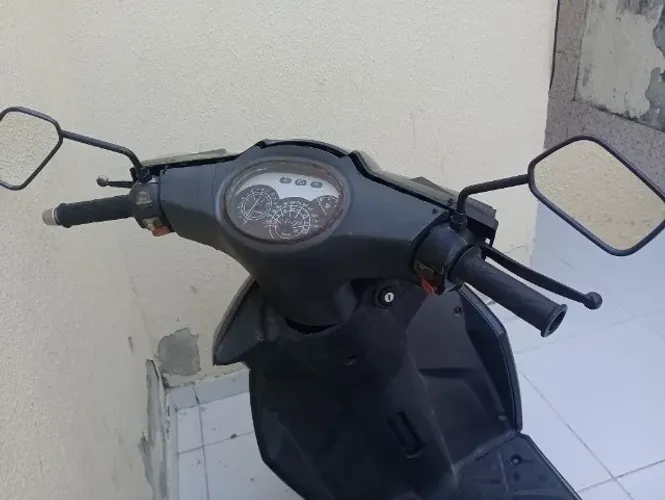 Moto pra sucata 