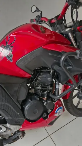 Moto fazer 25