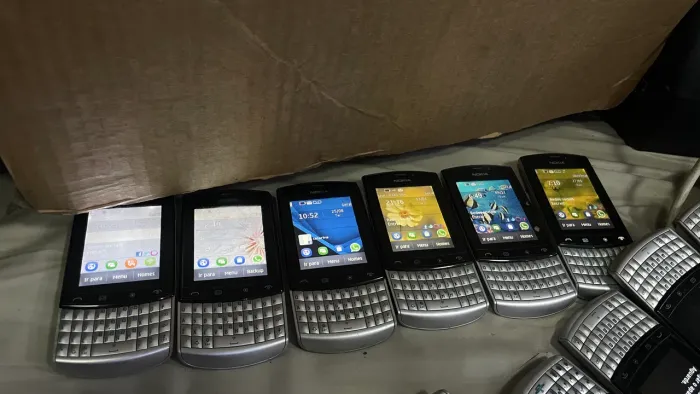 Celulares nokia 303
