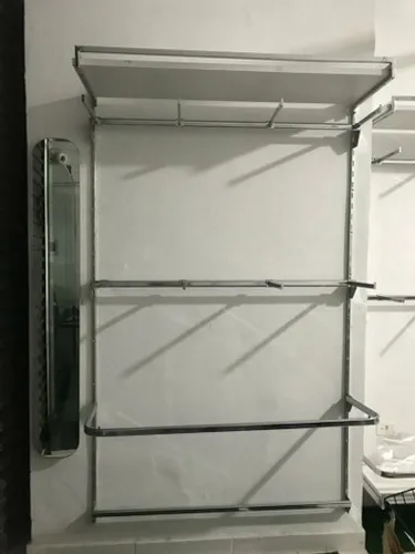 Arara parede alta