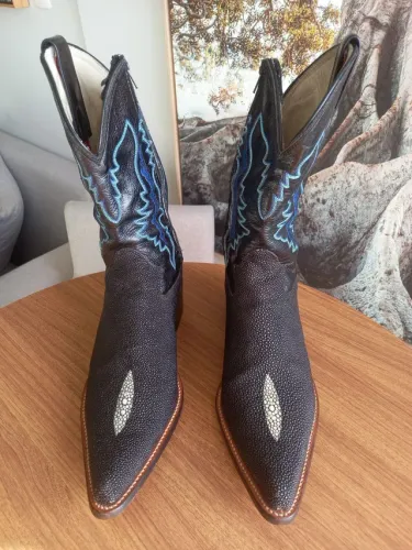 Bota Country Texana Goyazes, Couro Legítimo De Arraia, Seminova N°41, Oportunidade