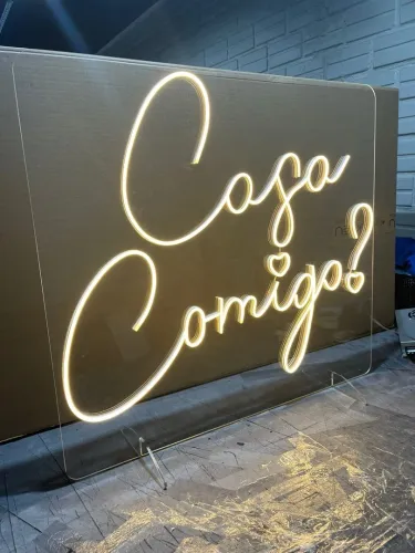 Letreiro NEON (casa comigo?)