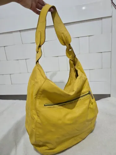 Bolsa amarela de couro legítimo linda!
