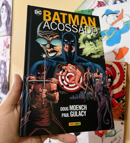Batman acossado capa dura nova