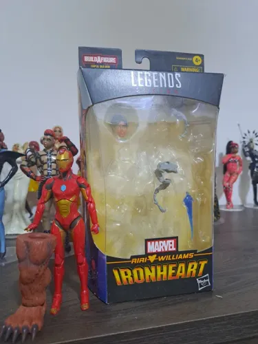 Marvel Legends - Ironheart - Riri Williams