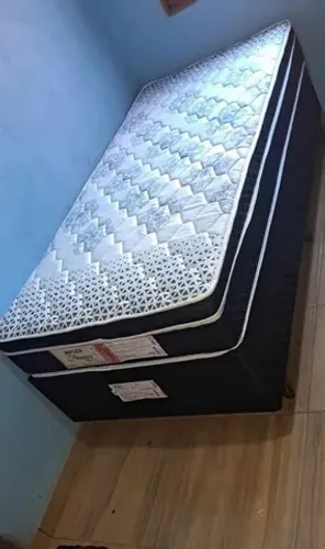 Cama de solteiro Mariah (nova)