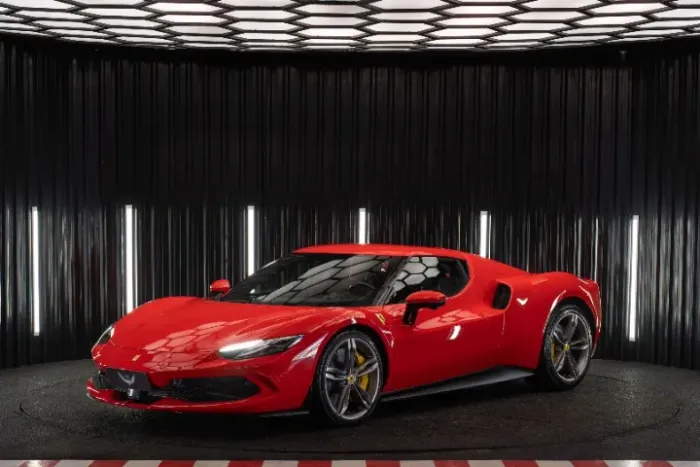 Ferrari 296 GTB (hibrido) 2024