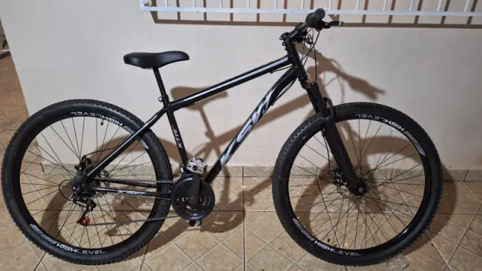 Bicicleta aro 29 aço carbono freios a disco 