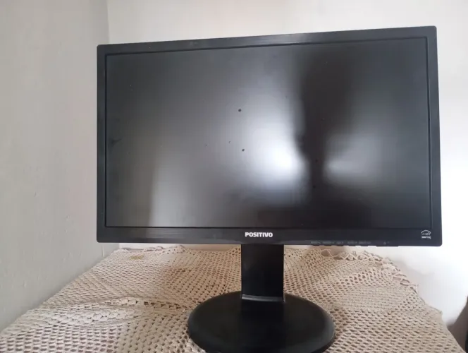 "monitor positivo 22 polegadas" - Monitores no Brasil