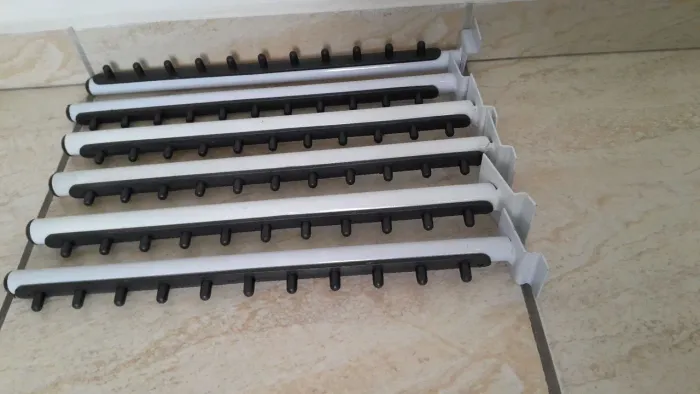 Cabides para loja  RT para painel