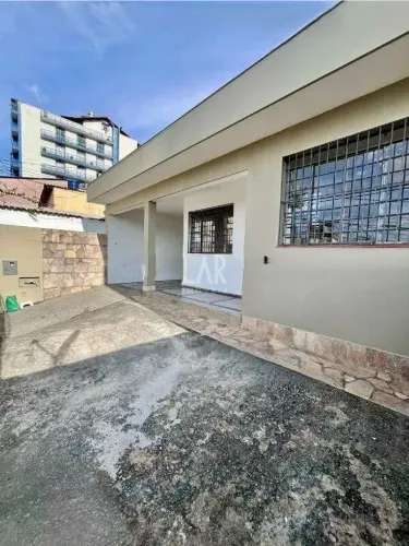 Casa à venda, 3 quartos, 1 suíte, 3 vagas, Alto Barroca - Belo Horizonte/MG