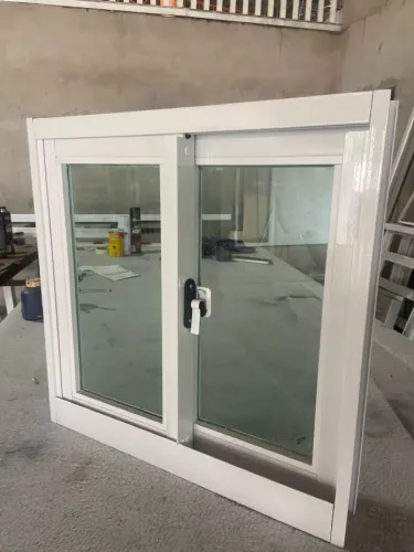 JANELA  ALUMINIO 50x50 corta luz