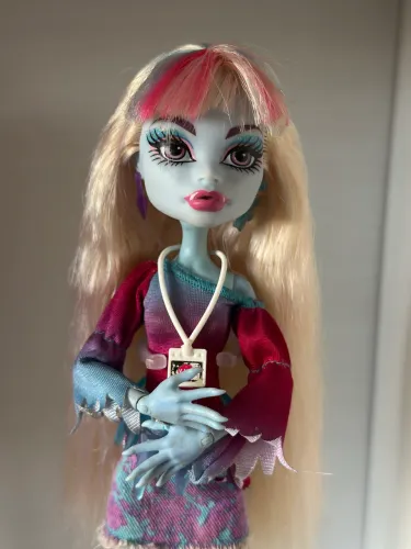 Monster High Abbey music festival