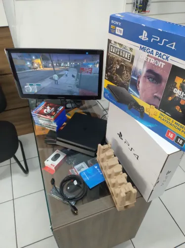 Playstation 4 Mega Pack 1TB zerado!