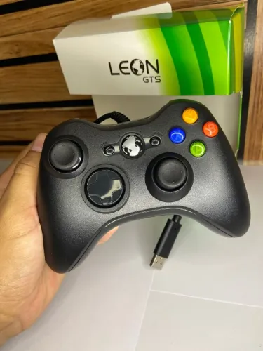 Controle de Xbox360 com Fio - LeonGTS