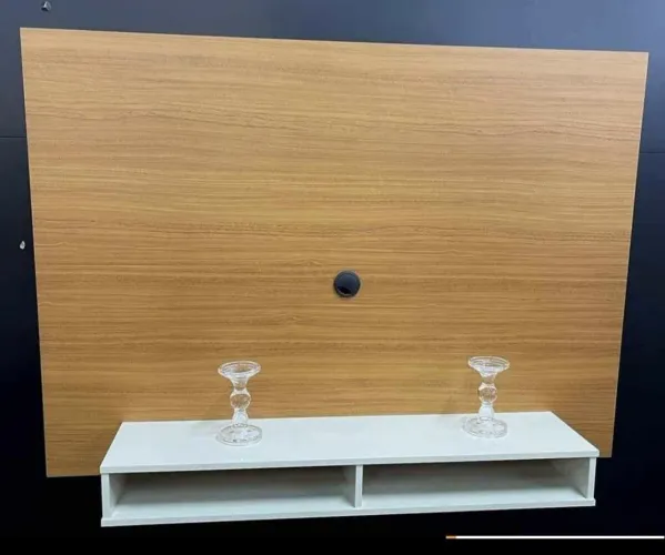 Rack de Parede para TV 47polegadas com Prateleira