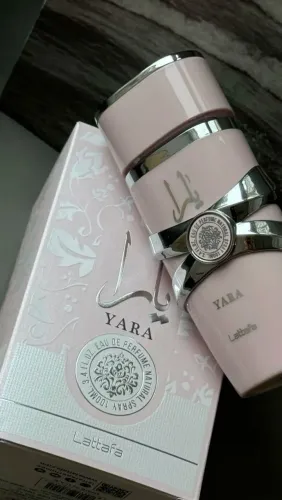 Perfume Lattafa Yara Eau de Parfum Feminino 100ML