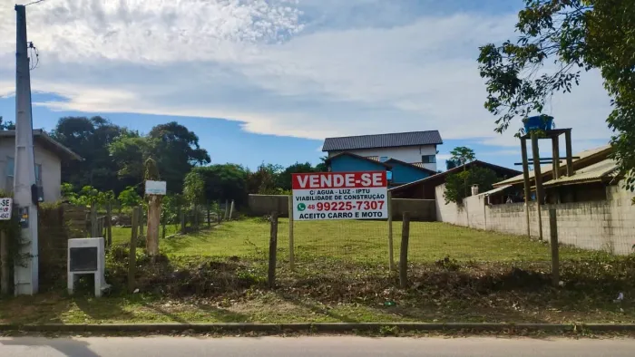Vendo ou Troco Terreno em Imbituba Barra de Ibiraquera Bairro Arroio