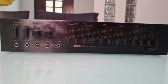 Mixer de áudio Nashville - Alta definição