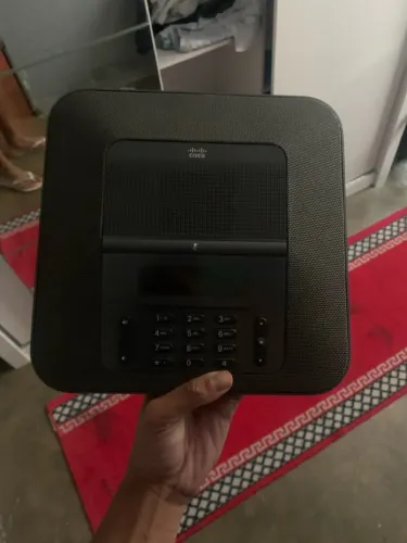 conferência Cisco modelo CP-8832