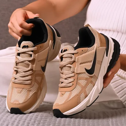 Nike V2k