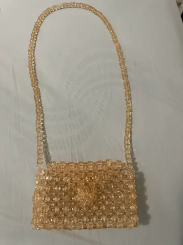 Bolsa Bege artesanal de miçanga 