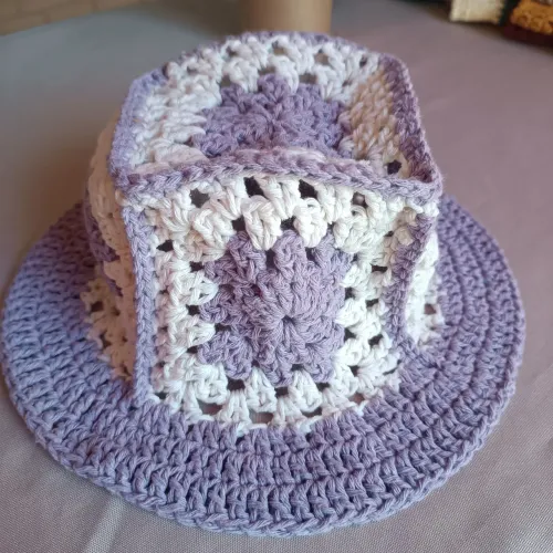 Chapéu de crochê 