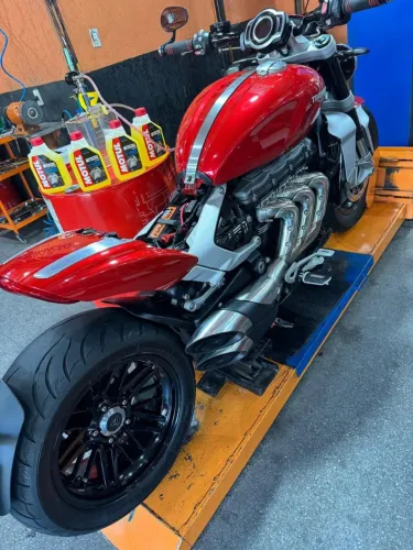 Triumph Rocket 3 2500cc