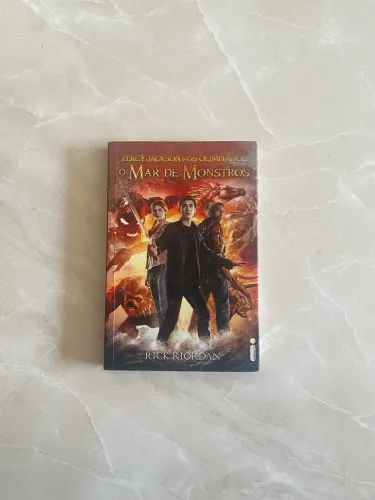 Percy Jackson e Os Olimpianos - O Mar De Monstros (LIVRO)