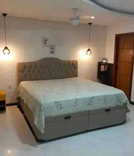 Base Cama box Queen c/bau bipartido 158x198 casal *. Frete grátis Grande Vitória 