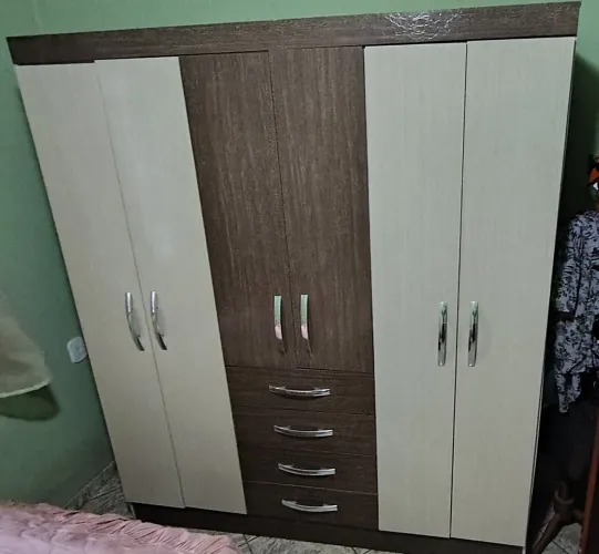 Guarda Roupas Agromerado 6 Portas