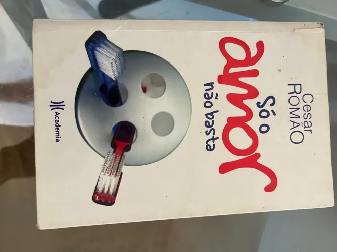 Livro: Só o Amor não basta - César Romão