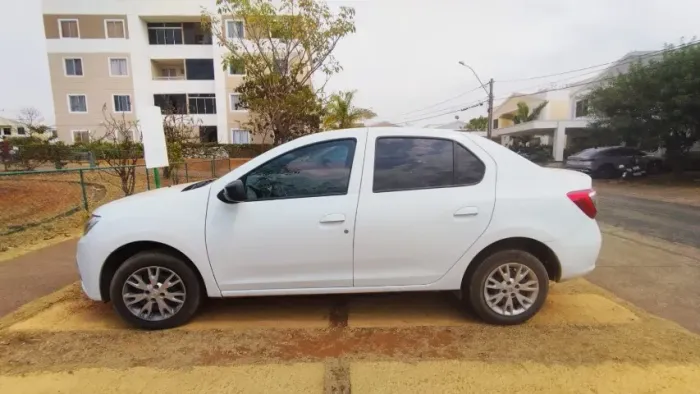 Renault Logan Zen Flex 1.0 12V 4P Mec. 2023