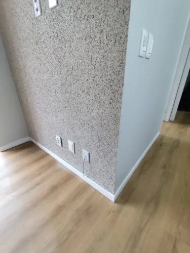 Instalador de piso vinílico