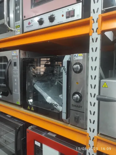 Bh Forno Elétrico convector 4 assadeiras novo