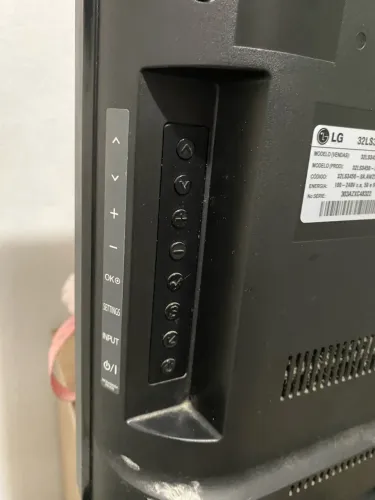 TV LG 32? Funcionando | Para Uso ou Retirada de Peças
