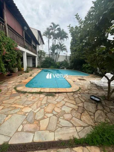 Casa à venda, 6 quartos, 5 suítes, 4 vagas, Vigilato Pereira - Uberlândia/MG