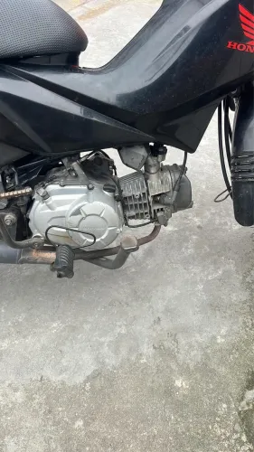 Vendo troco por carro 